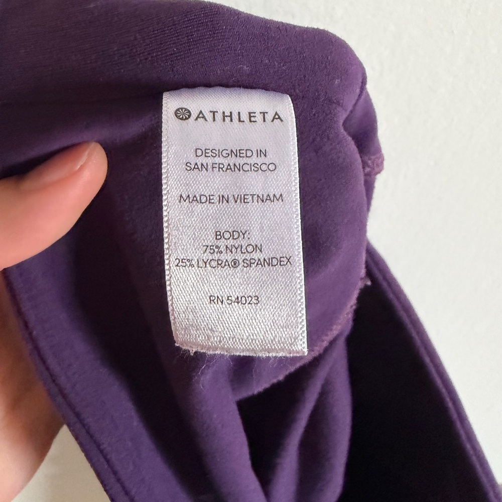 Athleta Purple Shiva 7/8 Cut Out Tight Leggings  size XXS EUC - Picture 6 of 7